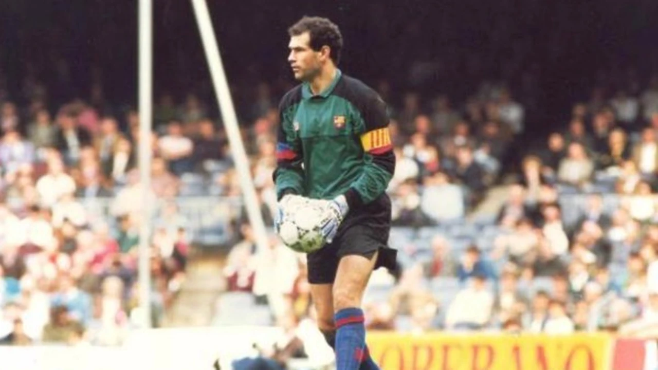 أحمد حسن: الأهلي يتفاوض مع حارس مرمى إسباني لشغل منصب المدير الرياضي